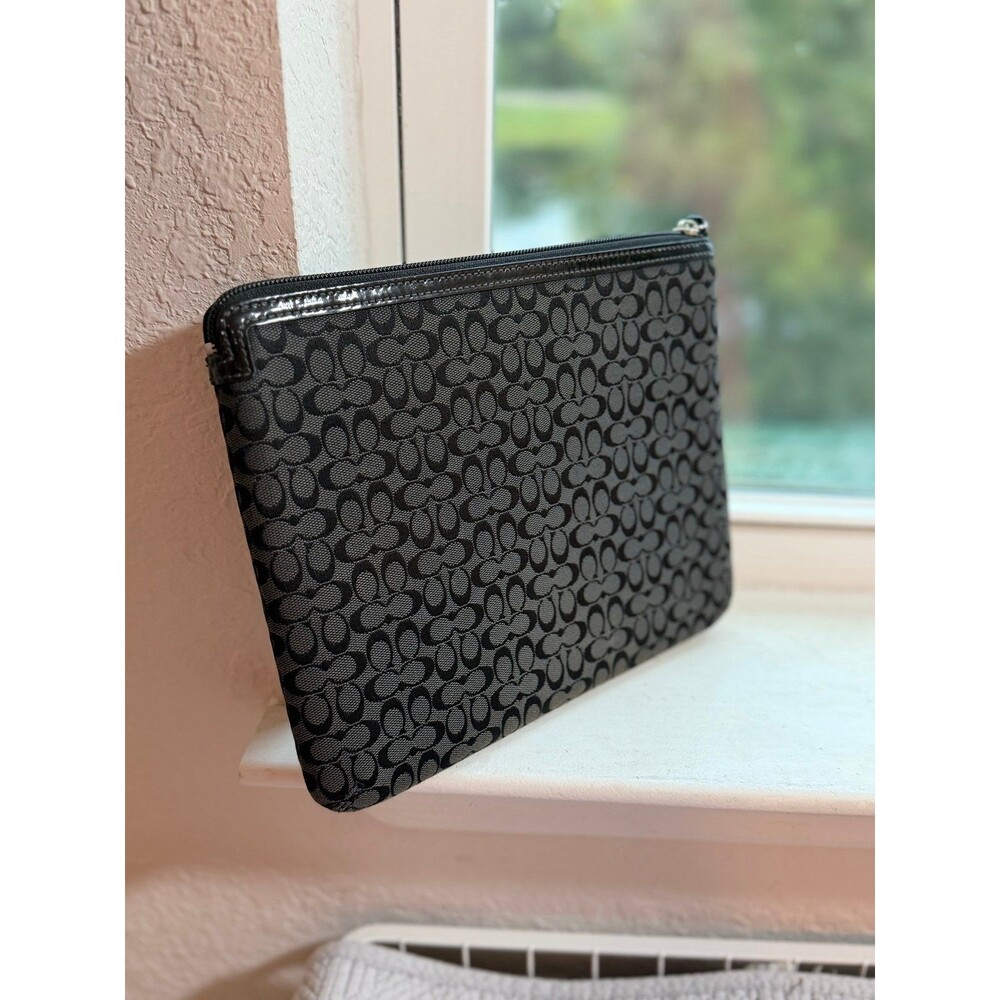 Coach Signature Tablet / EReader Zip Up Padded Case